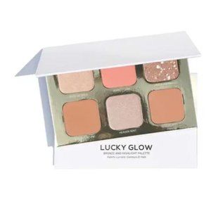 True Luscious Lucky Glow Palette
